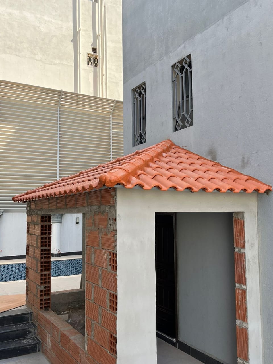 تركيب افضل انواع القرميد الايطالي معلم قرميد الرياض