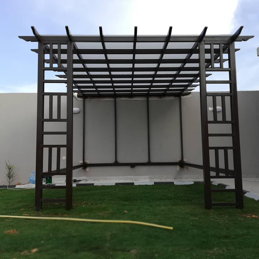 مظلات وسواتر الرياض الاختيار الاول - تركيب مظلات للسيارات - انواع السواتر المنازل - عروض حصرية - انشاء مصانع هناجر مستودعات - تنسيق حدائق