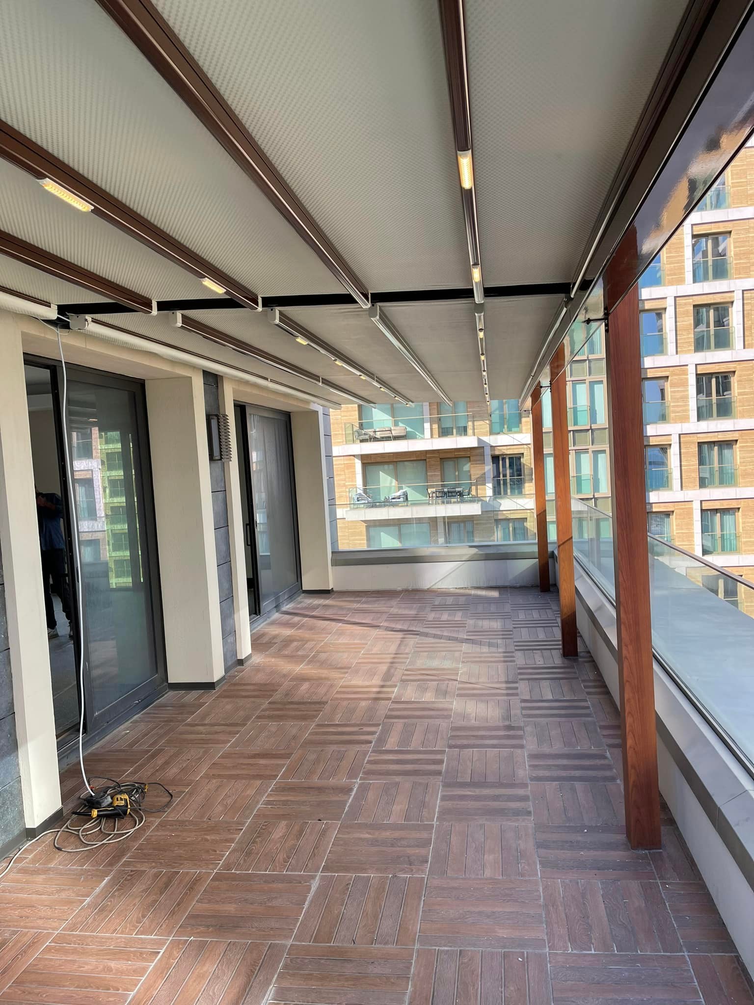 مظلات كهربائية متحركة تركيه الرياض 0500559613 مظلات البرجولات الحديد للمقاهي - مظلات المتحركة للمقاهي- يمكنكم طلب اي شكل تريدونه للمقاهي