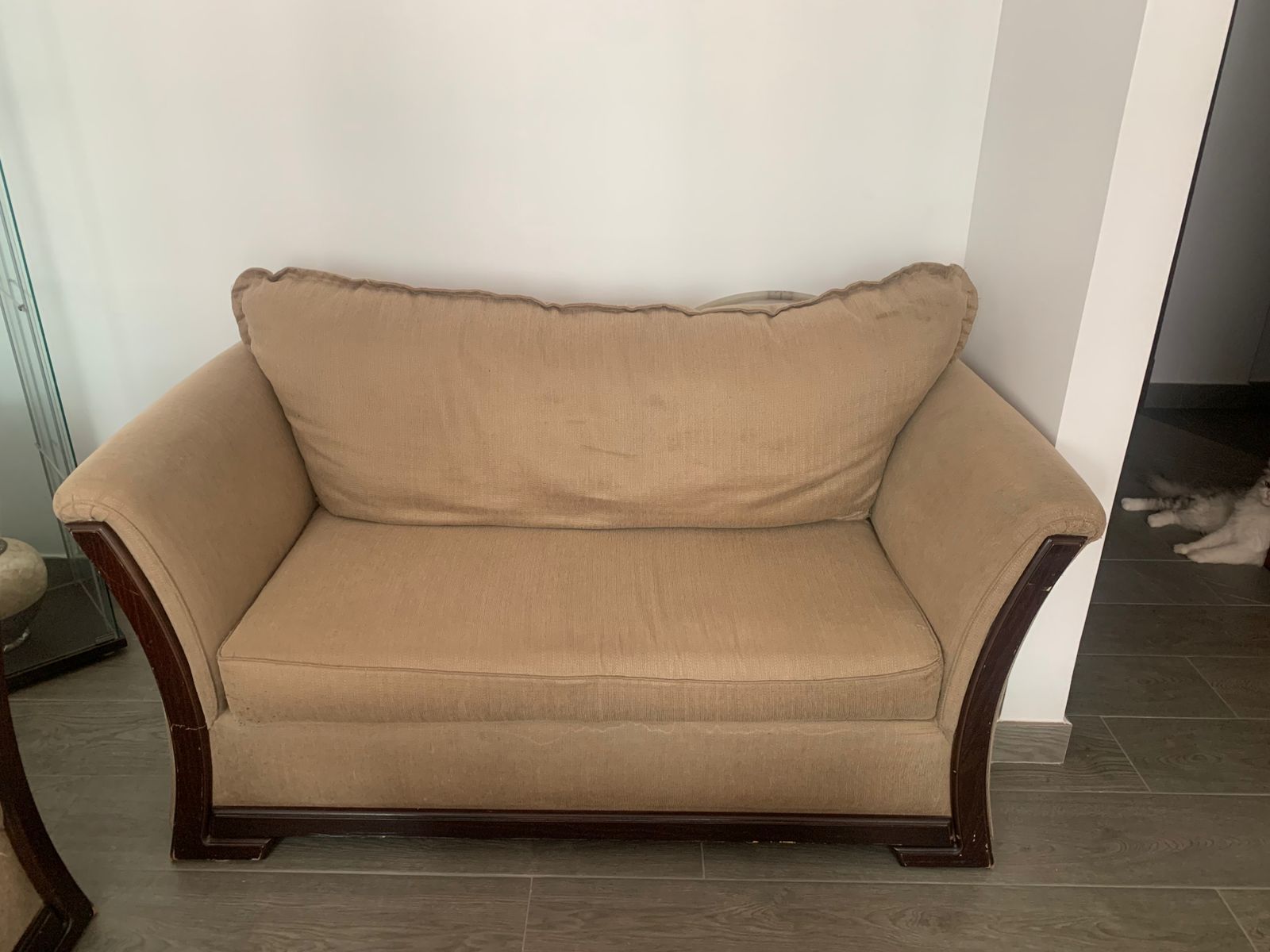 دينا نقل عفش داخل حي السويدي 0556418907