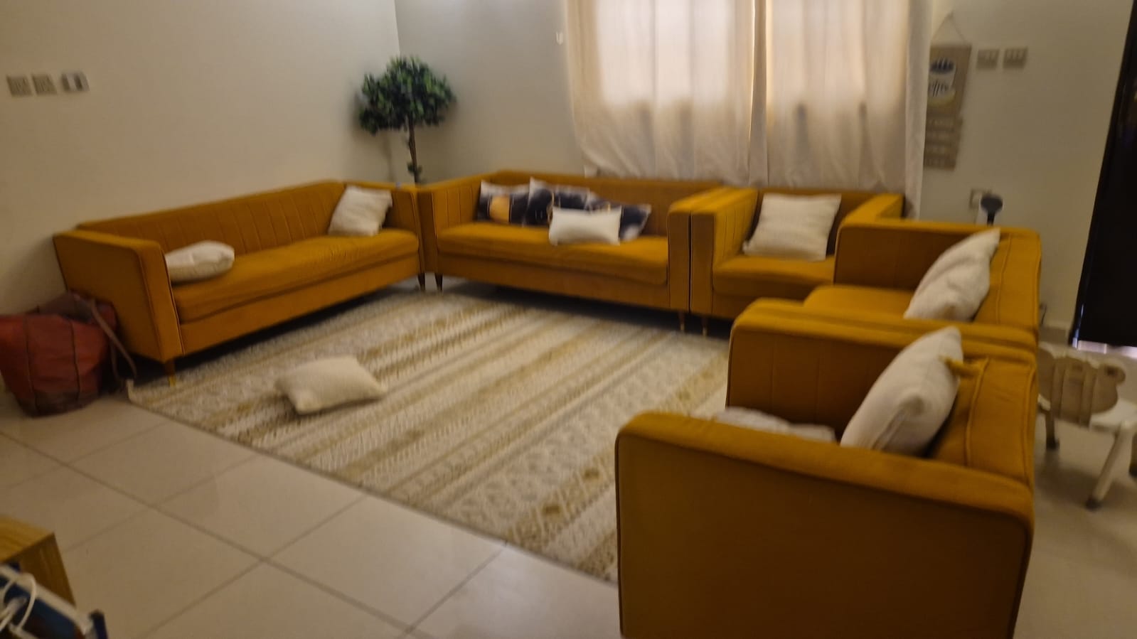 دينا طش اغراض القديمه باحي السويدي 0556418907