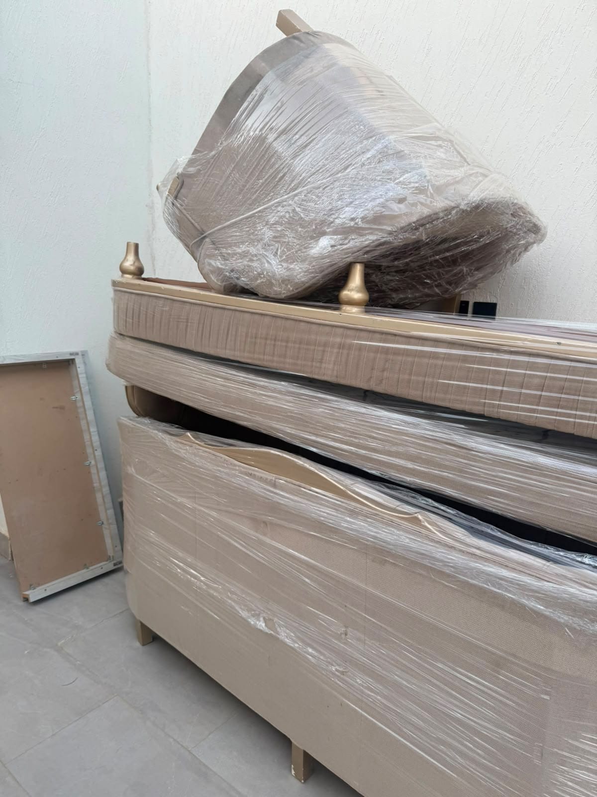 دينا طش اغراض القديمه باحي الرائد 0556418907